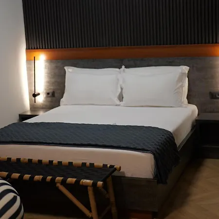 Orb 호텔 Sarandë